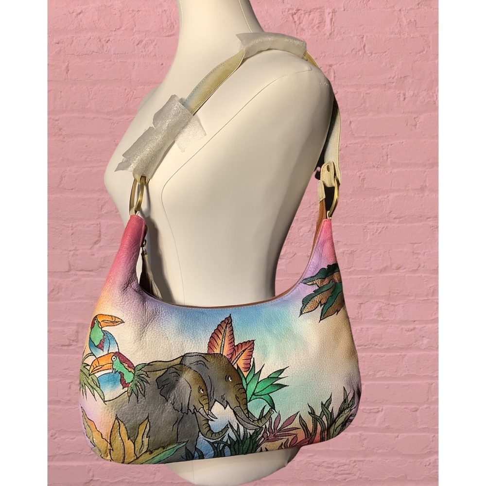 🆕 NWT Magnifique GENUINE LEATHER Elephant purse / bag Reg. $125 with duster bag